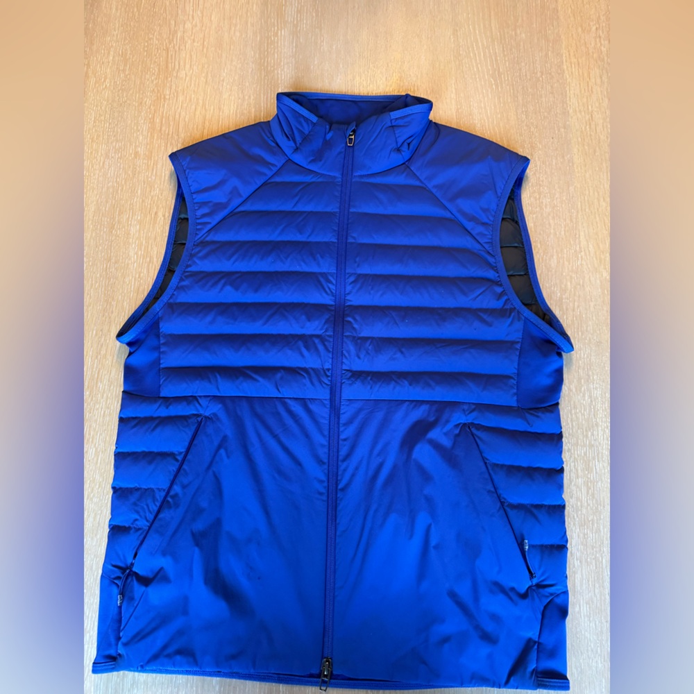 Men’s Lululemon down vest medium